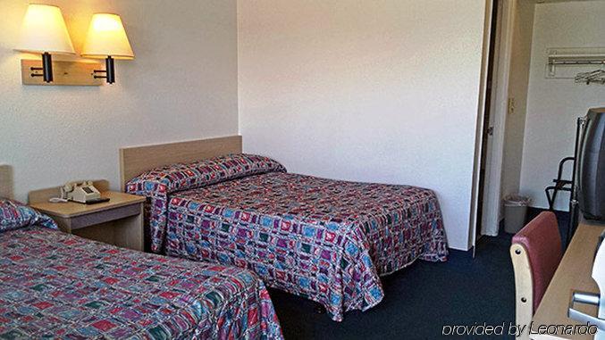 Motel 6 Des Moines South - Airport 외부 사진