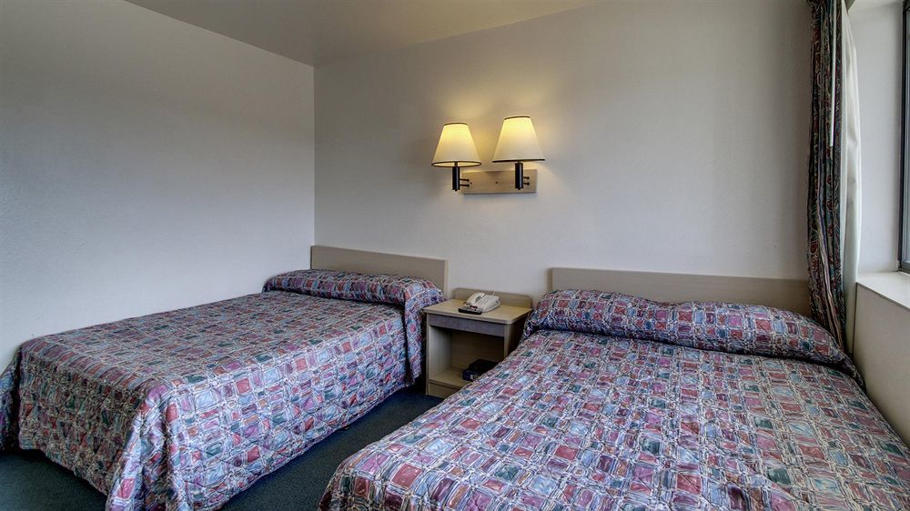 Motel 6 Des Moines South - Airport 외부 사진