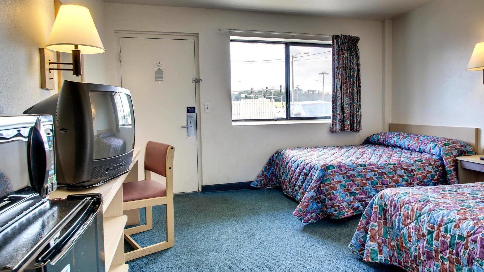Motel 6 Des Moines South - Airport 외부 사진