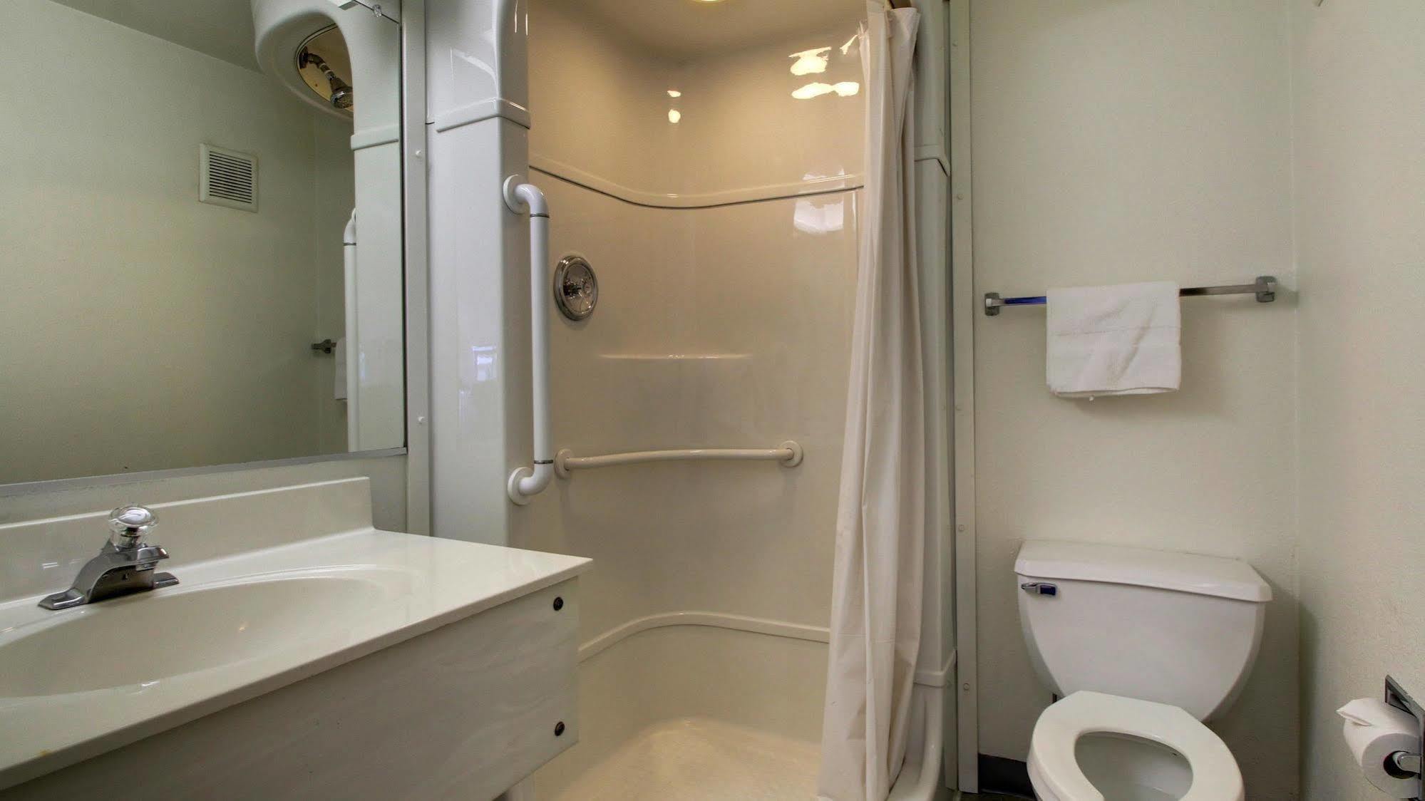 Motel 6 Des Moines South - Airport 외부 사진