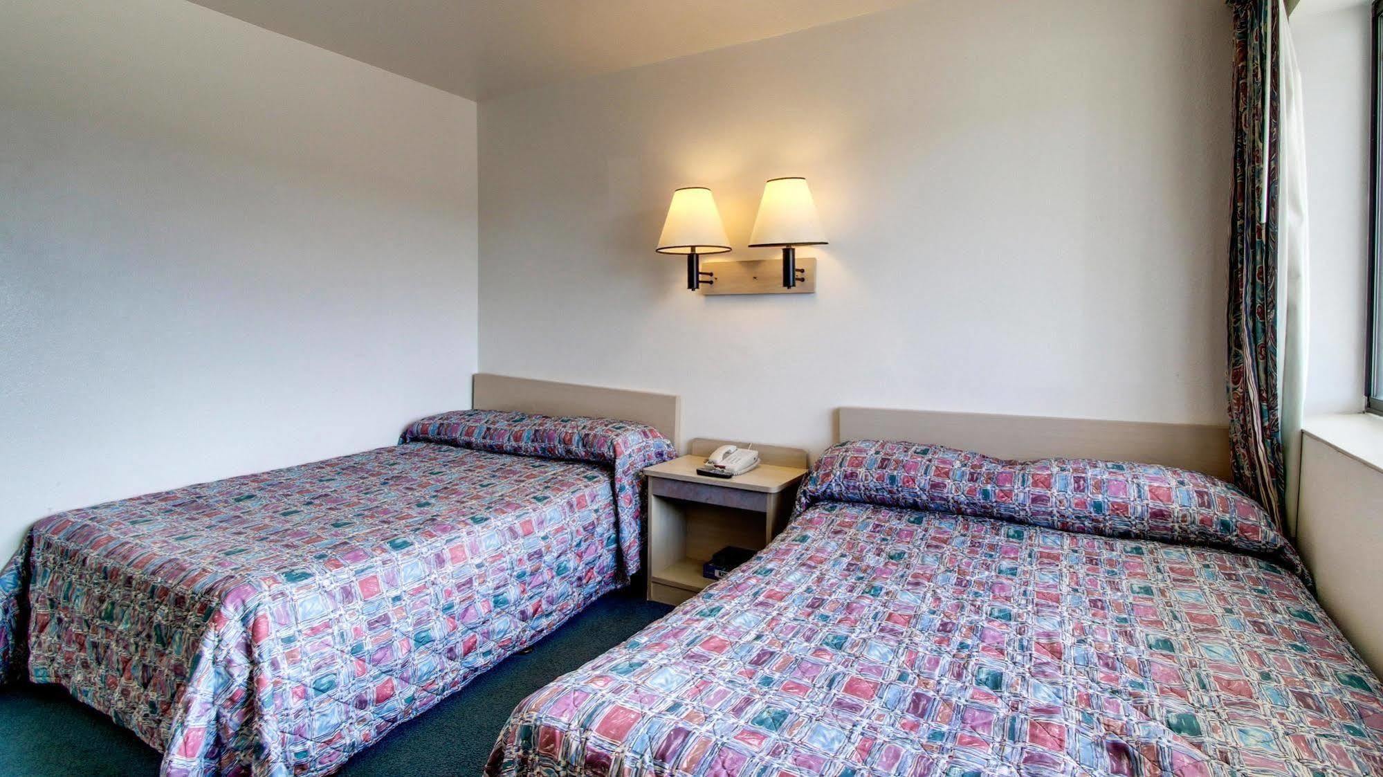 Motel 6 Des Moines South - Airport 외부 사진